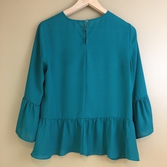 Banana Republic Factory Bell Sleeve Top - Picture 2 of 6